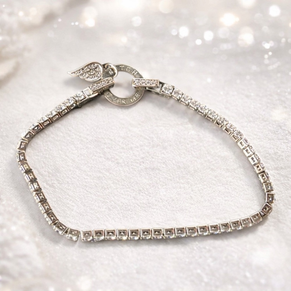 Watch Over Me Angel Wing Crystal Bracelet – Symbolic Protection Jewelry